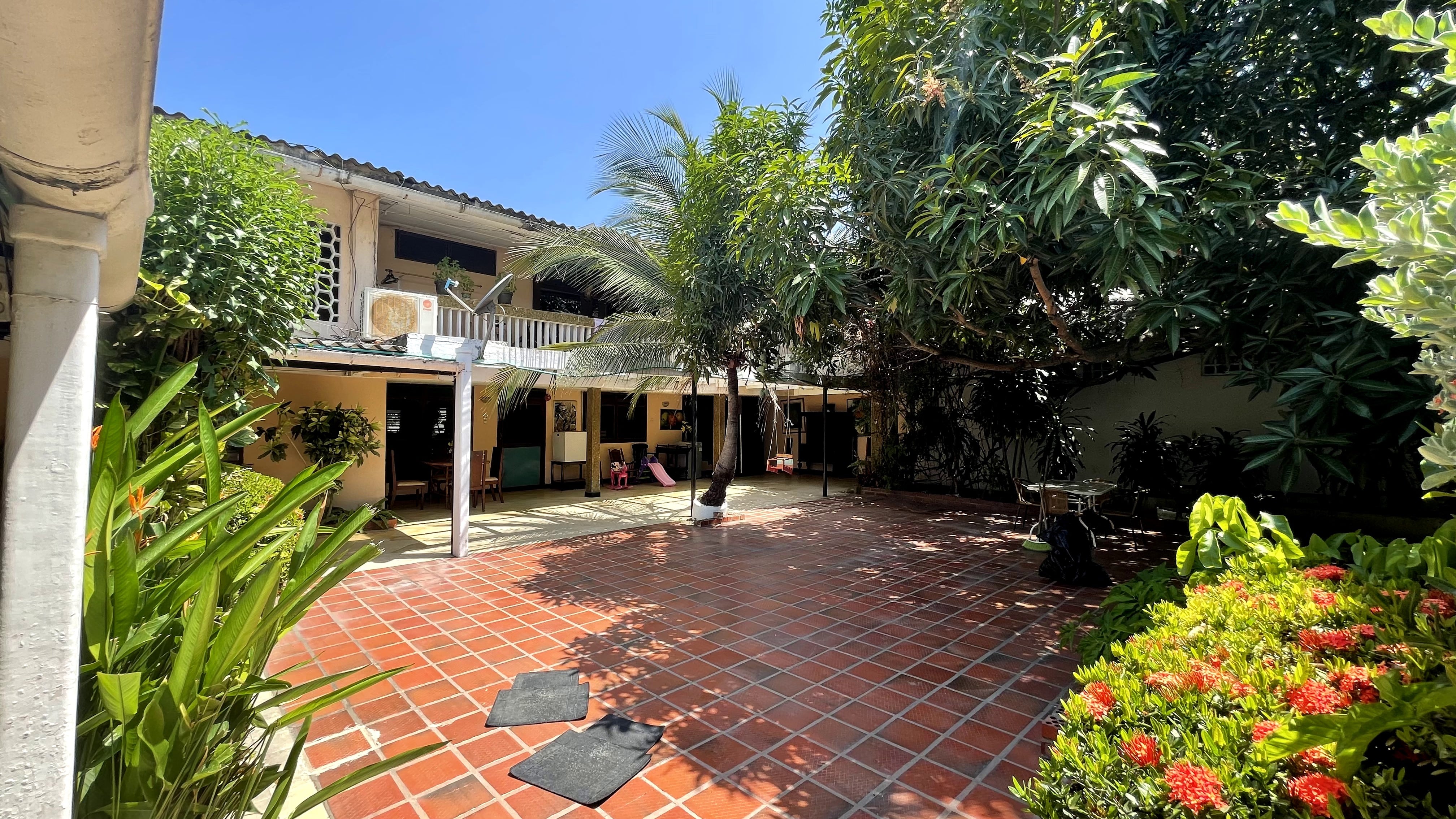 LOTE O CASALOTE EN VENTA, SANTA ANA