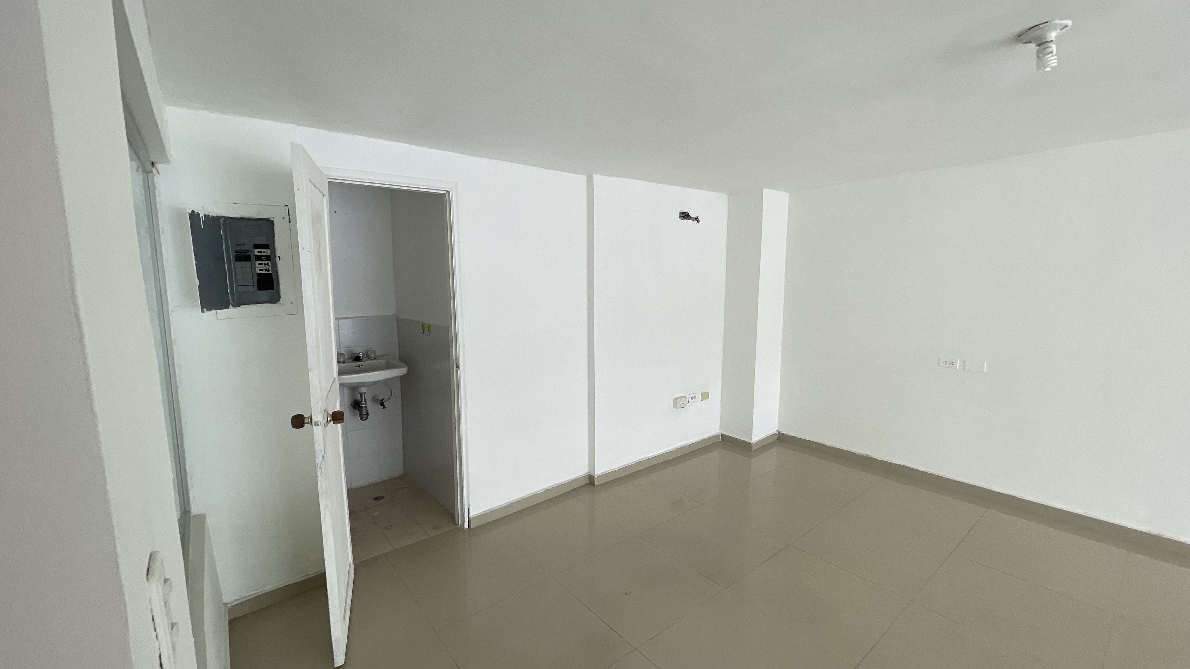 LOCAL COMERCIAL EN ARRIENDO, ALTO PRADO